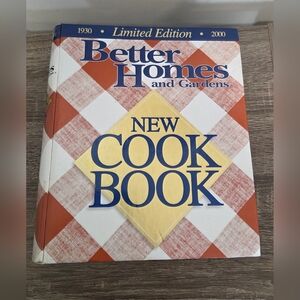 Better Homes and Gardens New Cook Book by Better 1930-2000 SEE PICTURES.